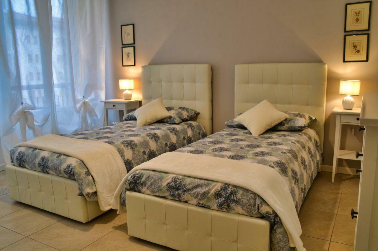 Deluxe Home Verona Bagian luar foto