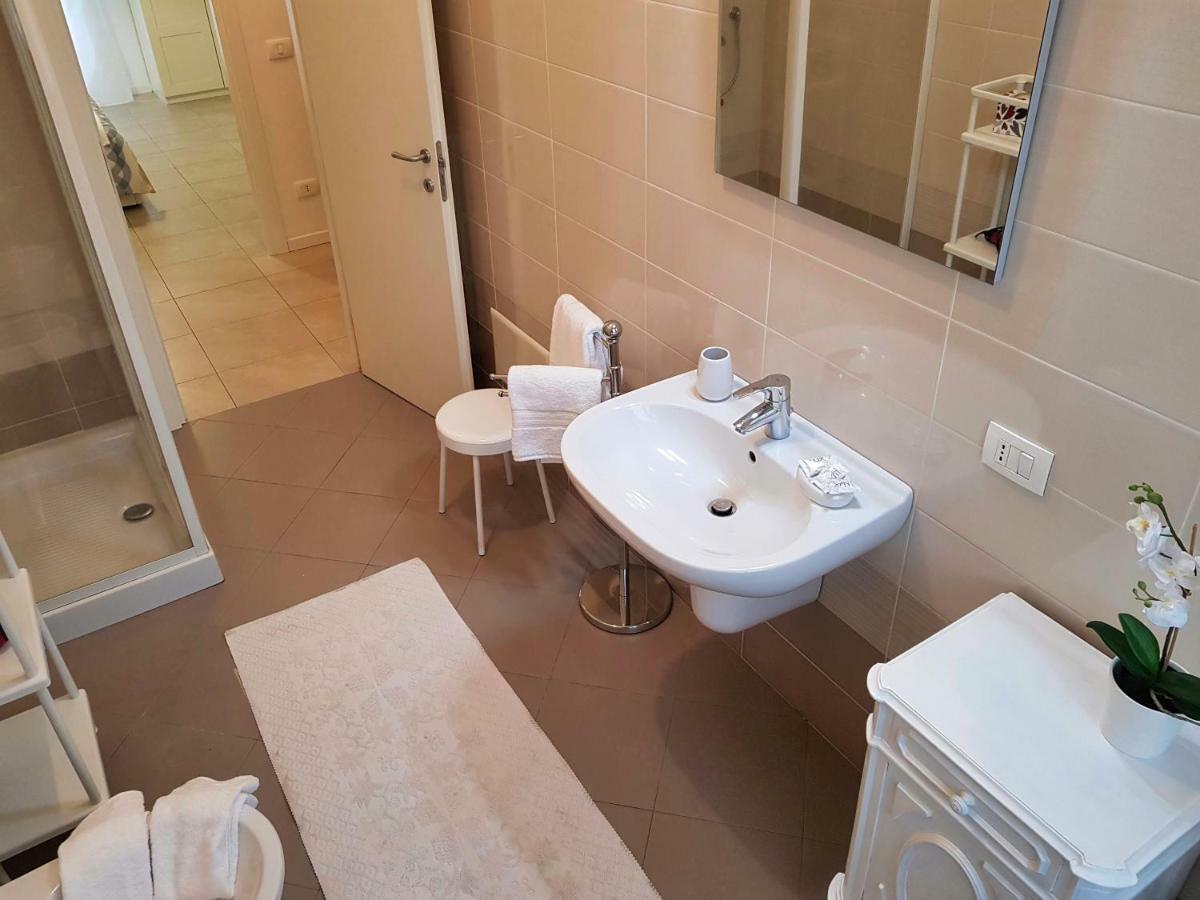 Deluxe Home Verona Bagian luar foto