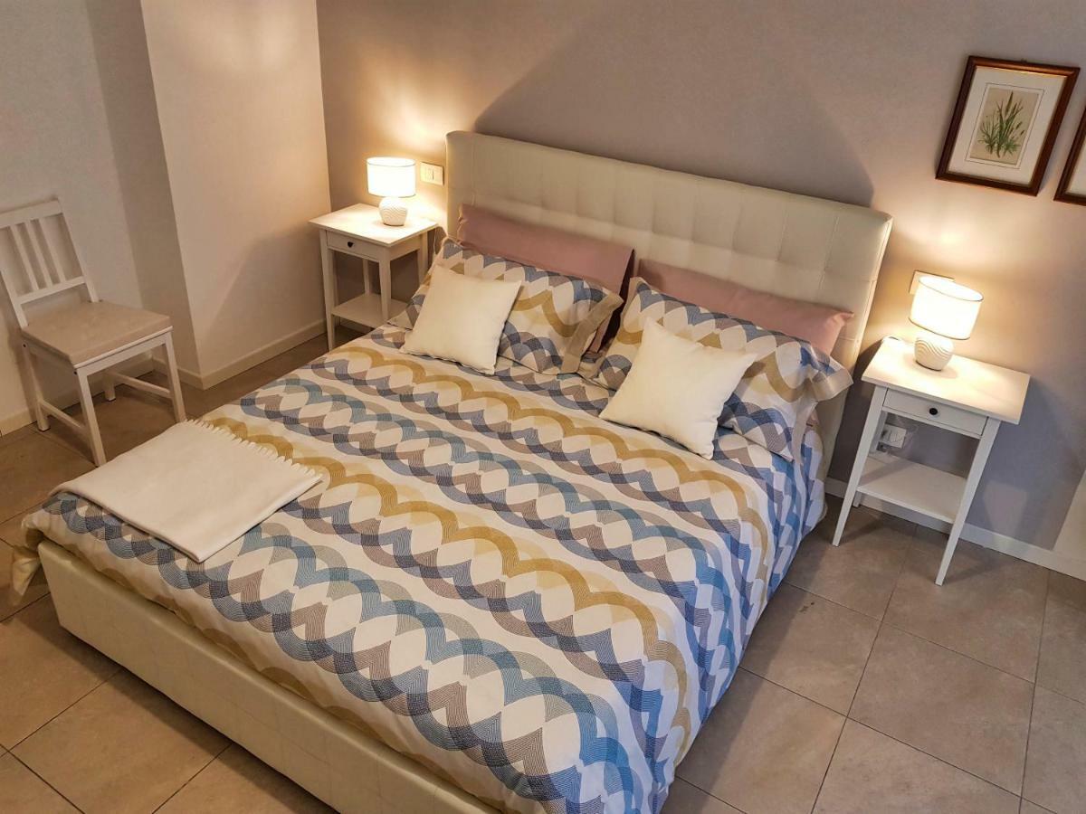 Deluxe Home Verona Bagian luar foto